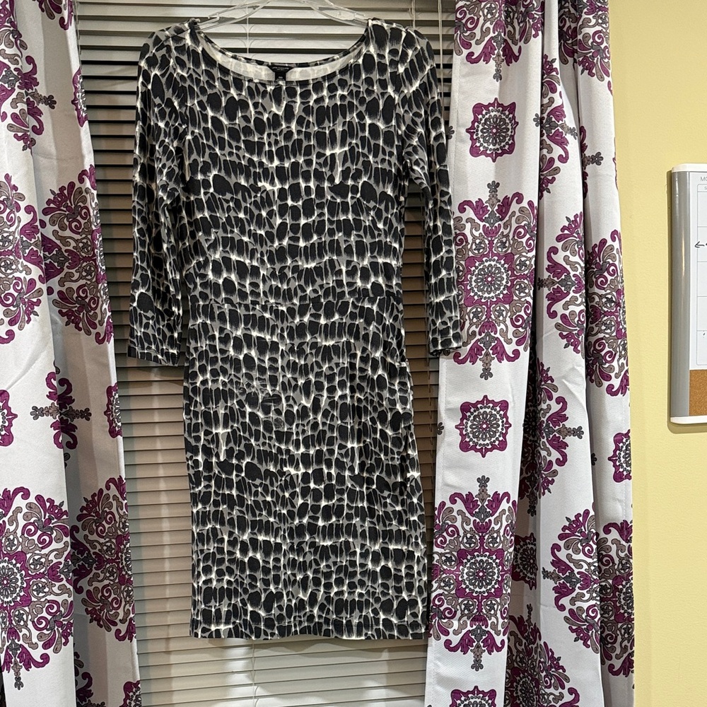 Ann Taylor Monochrome Long Sleeve Dress